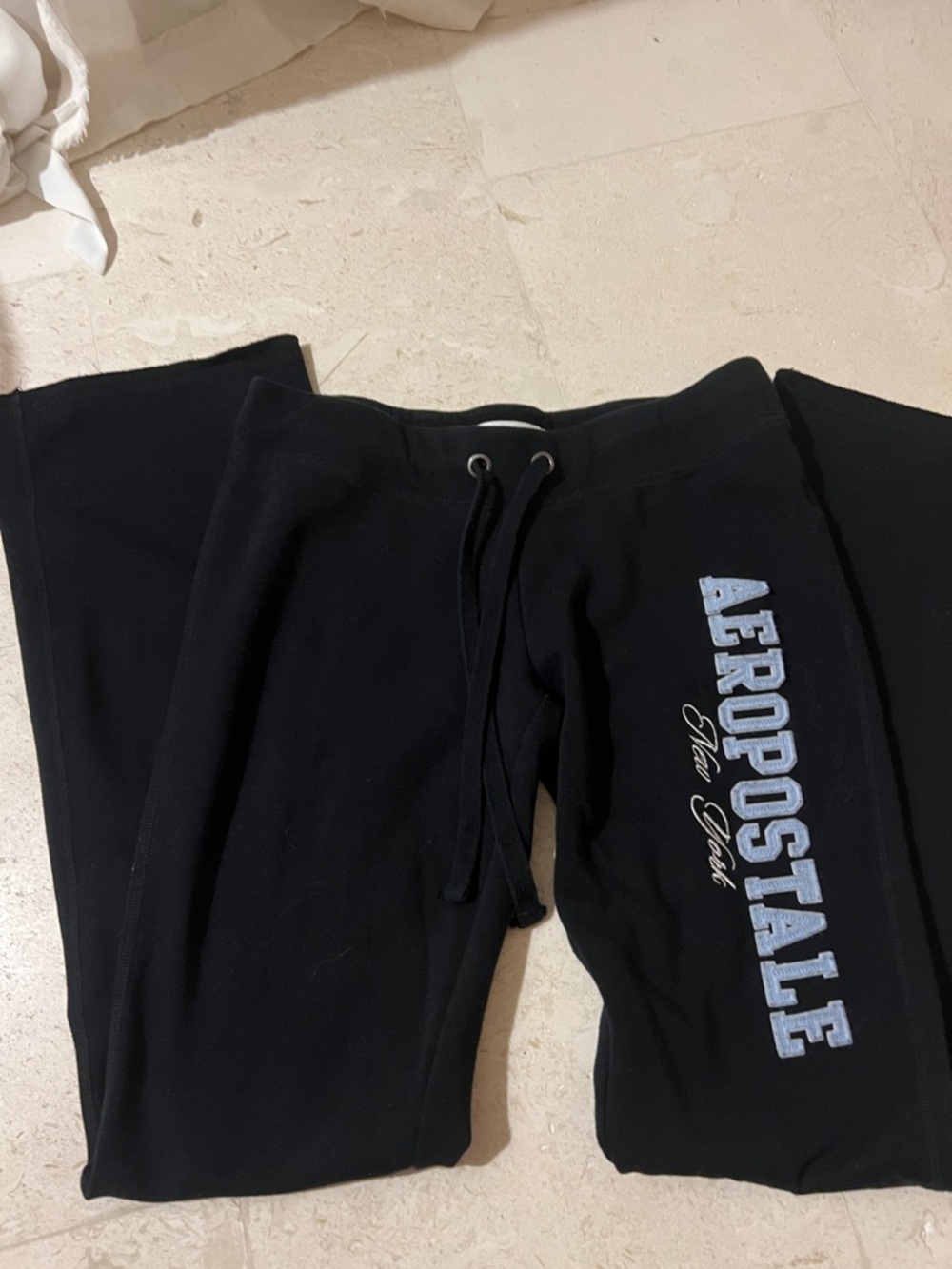 Aéropostale Low Waist Black Sweatpants